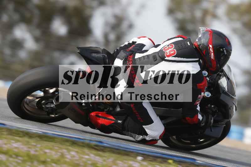 /Archiv-2024/02 29.01.-02.02.2024 Moto Center Thun Jerez/Gruppe rot-red/backside